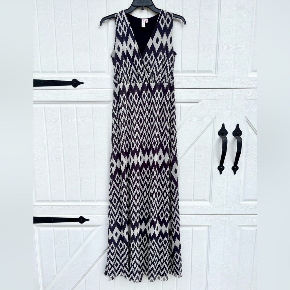 Sweet Pea Geometric Maxi Dress XS Navy Cream Sleeveless V Neck